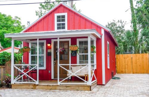 Lincolnville House | Lincolville's First Schoolhouse!