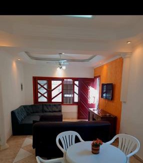 Real House | "Lindíssima Casa Pé na Areia com Opção da Piscina Aquecida Cobrado a Parte, Sala de Jantar, 3 Amplos Quartos, Sendo1Suíte, Amplo Espaço de Lazer com Área Gourmet em Deck Coberto com Churrasqueira e Mesa de Bilhar Frente a Piscina, Super Pertinho da Praia"