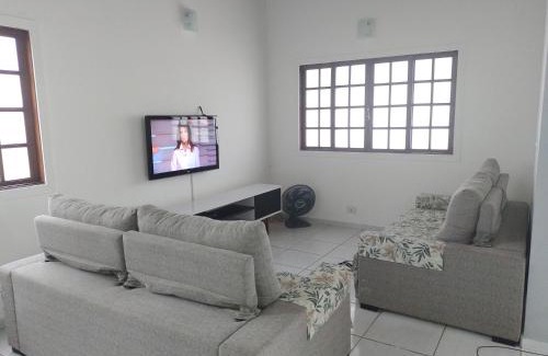 Jardim Sao Miguel House | Linda Casa, 3 quartos, acomoda 10 pessoas, há 1,5 km da praia da Enseada