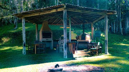 Pirangucu House | Linda Casa de campo c lazer prox Camp do Jordao SP