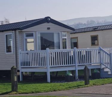 Ayr Resort | Linda kintyre view