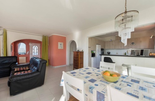 L'Alcassar Villa | Linda Vista - sea view, family friendly, chill-zone, WIFI included