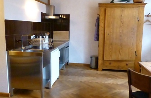 Urbar Apartment | Linden leaf" | left Comfortable Vacation Home