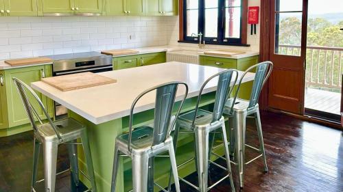 Linden House | Linden Lodge
