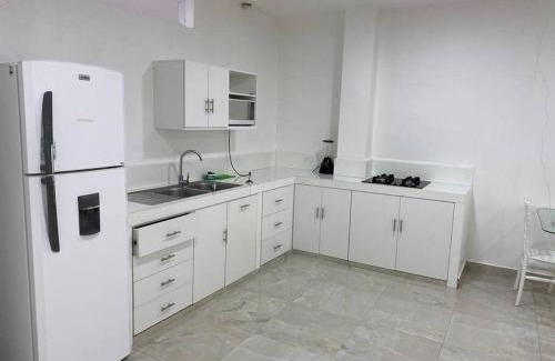 Machala Apartment | Lindo Apartamento Moderno PISO 3 Apartamento # 14