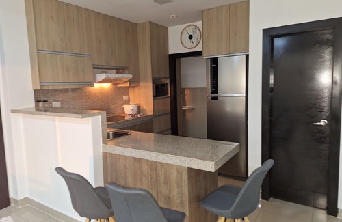Guayaquil Apartment | Lindo y moderno apartment in lovely Samborondon with WiFi, AC