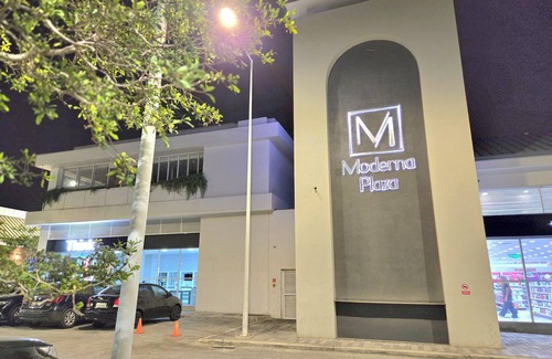 Guayaquil Apartment | Lindo y moderno apartment in lovely Samborondon with WiFi, AC