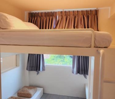 Ban Phan Thom Hostel | Line Bangkok Hostel