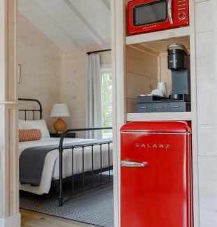 Boothbay Harbor Resort | Linekin Bay Resort