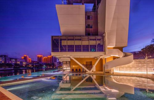 Linghsui Hotel | Lingshui Xiangshui Bay Summer Surfing Resort