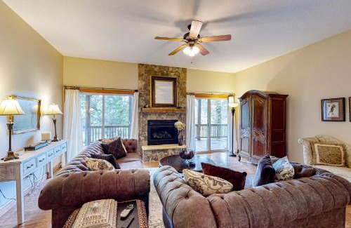 Whittier Apartment | Link Vacation