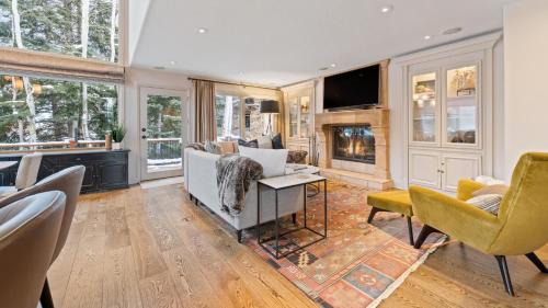 Vail House | Linksview Grande