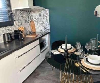 Gaillac Apartment | Linstantpresent