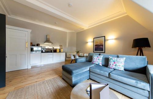Old Town Apartment | Linton Collection - 28 North Bridge