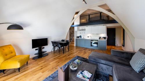 Old Town Apartment | Linton Collection - Blackfriars Lofts