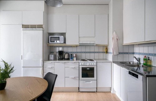 Kallio Apartment | Lintu38, Free parking, Metro Nearby, Netflix