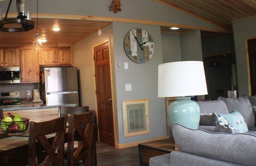 Pineola House | Linville Land Harbor, Mountain Getaway