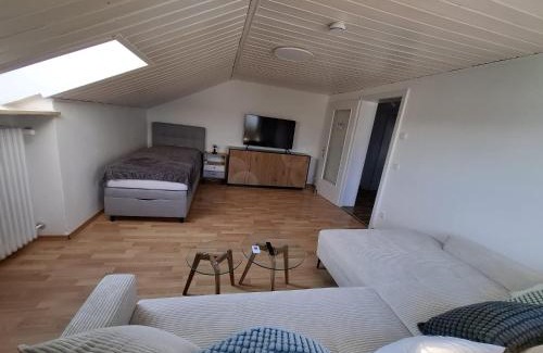 Vohburg an der Donau Apartment | Lion Flat 2 Zimmer Wohnung in Vohburg mit Büro