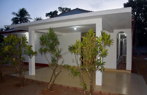 New Town House | Lion Holiday Home