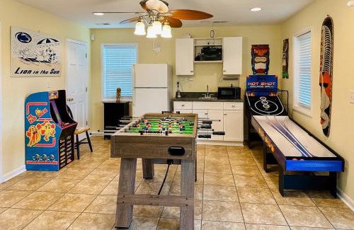 Salvo House | Lion in the Sun 718