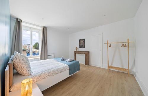 Chalon-sur-Saone Apartment | Lion King Appart 65 m2 tout inclus, rénové, Calme, parking facile