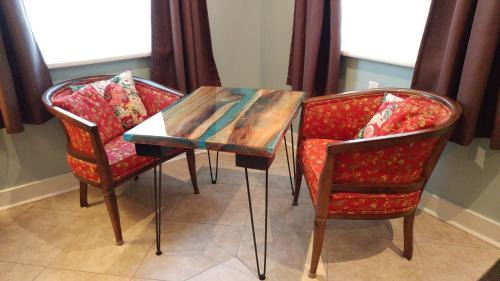 Lion's Head House | Lionheart Guest House