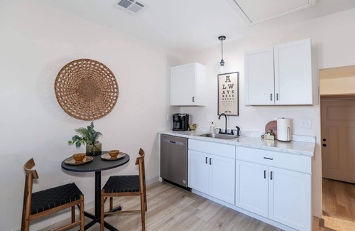 Wichita House | Lions Lair - 1 BR 1 BA Home Coffee Smrt TV Wifi