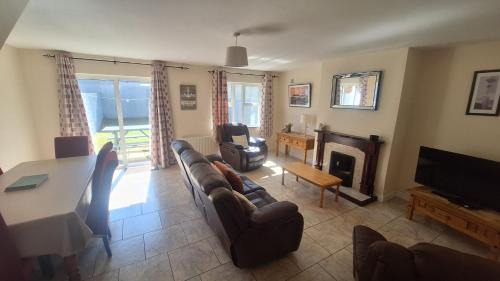 Lahinch House | Lios na Mara Lahinch