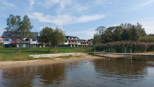 Cerna V Posumavi Apartment | Lipno Apartments BERGMAX, Ski Areál Lipno 16min dojezd - Resort Malé Lipno s terasou a zahrádkou, parking free
