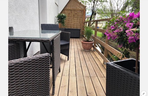 Maxglan Apartment | lisa apartment