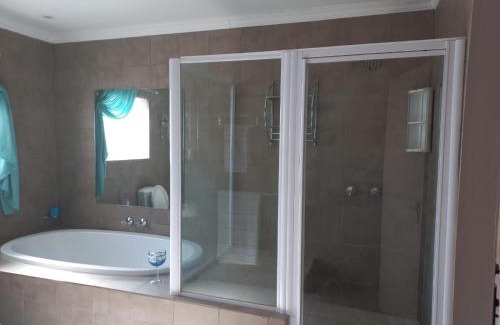 Bloemfontein Apartment | LISA VILLAGE