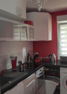 Vitrolles Apartment | Lisalo