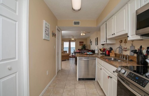 Gulf Shores Condo | Listen to the waves crash from your Balcony!