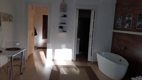 Terezvaros Apartment | Liszt Studio Holiday Home