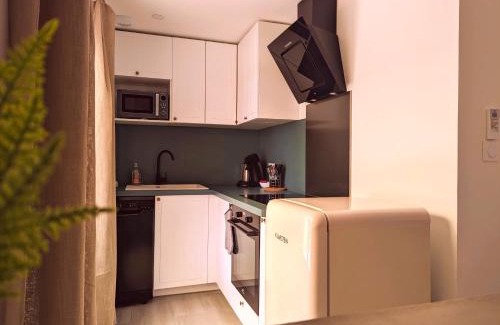 La Jetee Apartment | Litchi