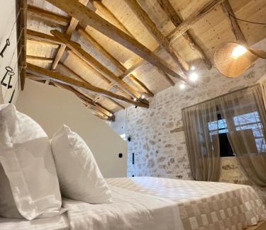 Othonoi Apartment | Lithari House Car included