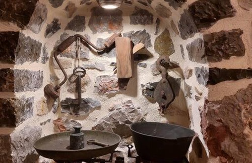 Avgonyma House | Lithokastro