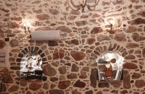 Avgonyma House | Lithokastro