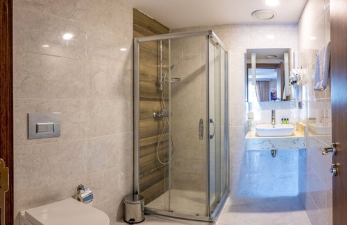 Bayrampasa Hotel | Litros Hotel & Spa