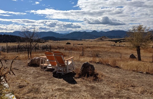 Canon City House | Little 2 BR Cottage minutes to Royal Gorge