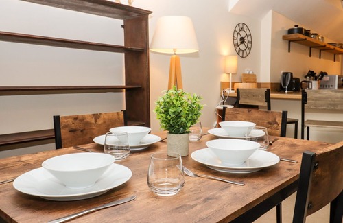 Chiddingstone Hoath Cottage | Little Batts