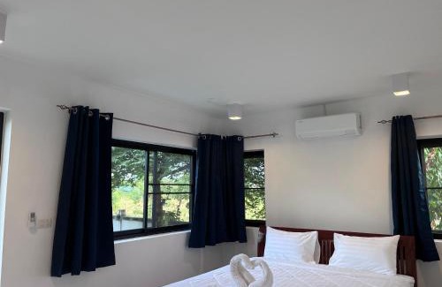 Prachuap Khiri Khan Hotel | Little Bird