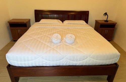 Prachuap Khiri Khan Hotel | Little Bird