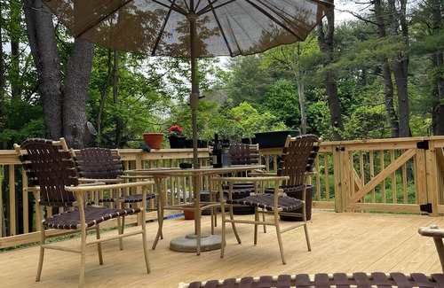 Catskill Cabin | Little Chapel on High Falls, a campy, cozy, and peaceful retreat.