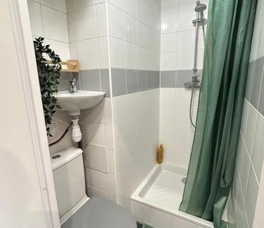 Charenton-le-Pont Apartment | Little Charenton close Paris