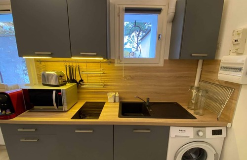 Bretigny-sur-Orge Apartment | Little Cosy 4' Bretigny Train Station