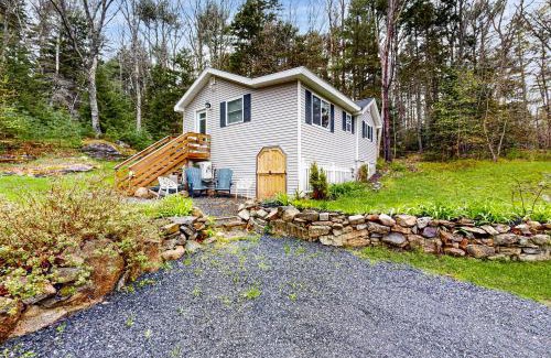 West Boothbay Harbor House | Little Cottage in the Woods