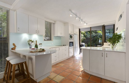 Noosa Heads House | Little Cove Gem - Tristania1