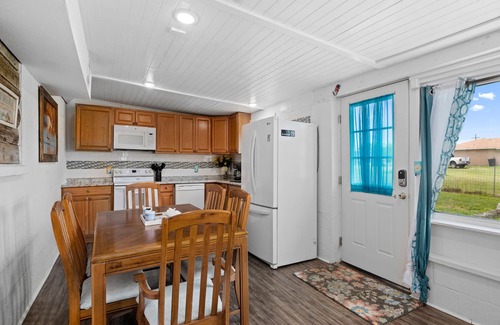 Taft House | Little Cove Resort | Lighted Fishing Pier!