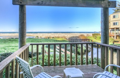 Newport Apartment | Little Creek Cove Beachfront Resort